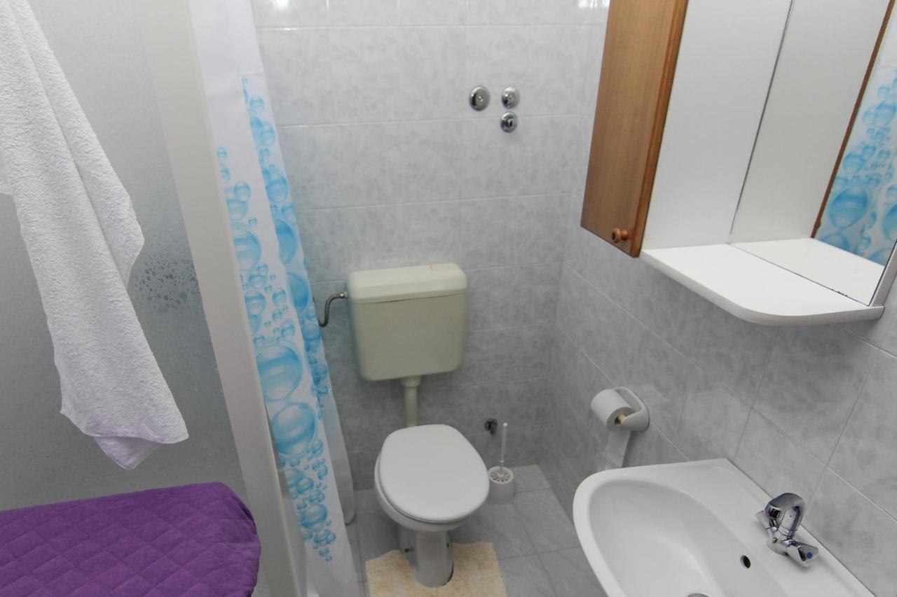 Family Friendly Apartments With A Swimming Pool Baska Voda, Makarska - 12442 Extérieur photo