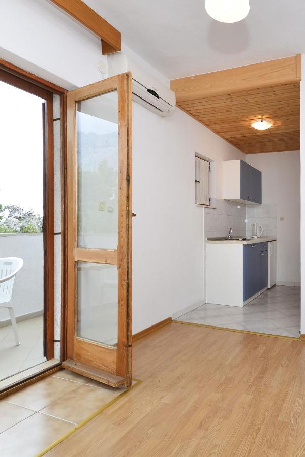 Family Friendly Apartments With A Swimming Pool Baska Voda, Makarska - 12442 Extérieur photo