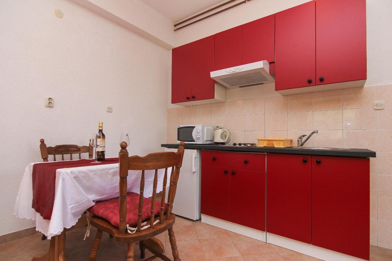 Family Friendly Apartments With A Swimming Pool Baska Voda, Makarska - 12442 Extérieur photo