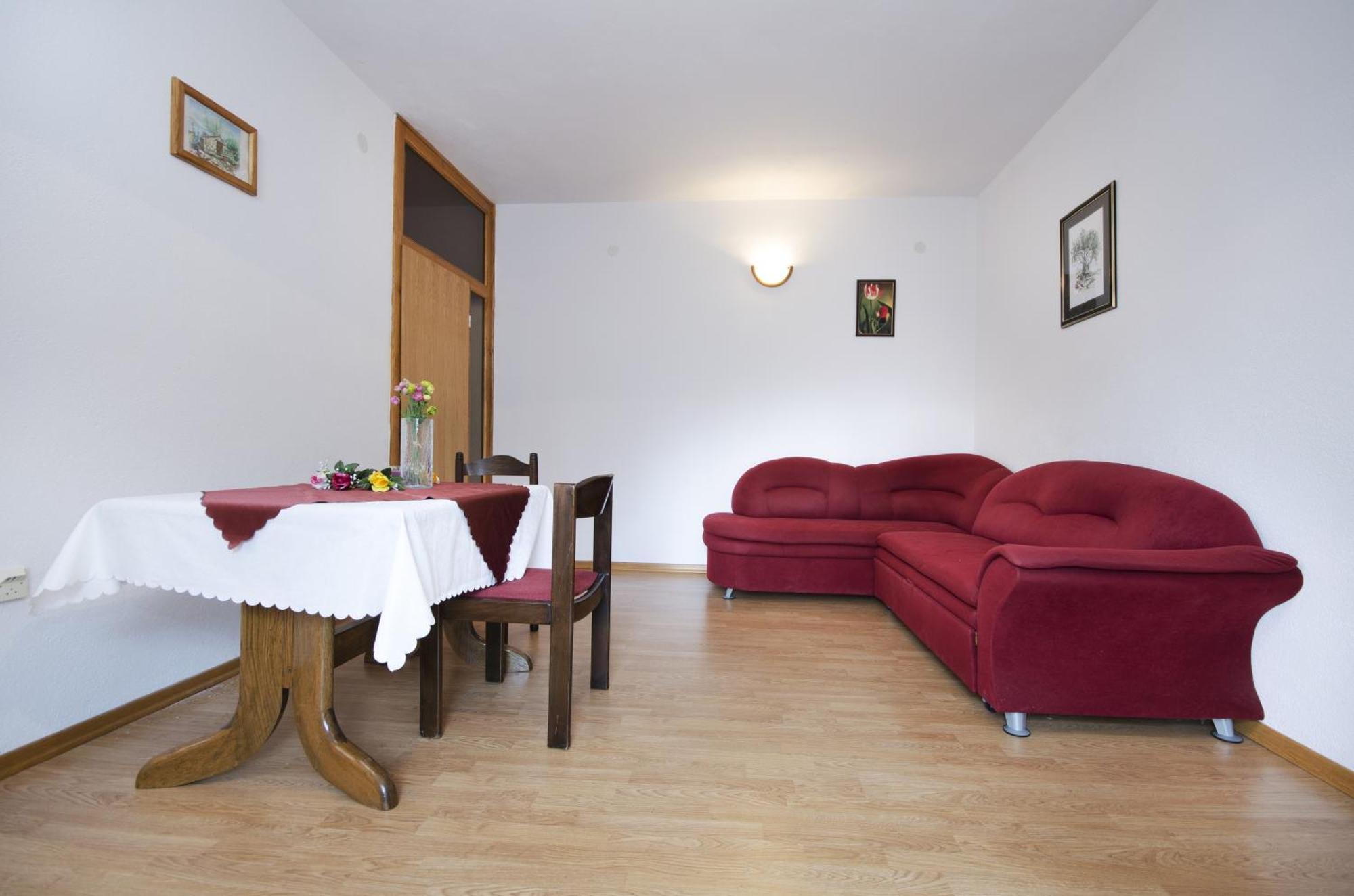 Family Friendly Apartments With A Swimming Pool Baska Voda, Makarska - 12442 Chambre photo